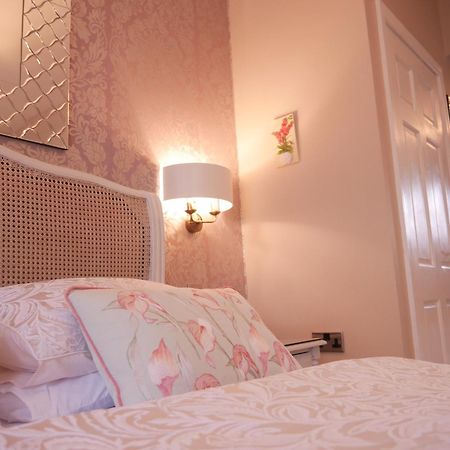 Bowness Bay Suites (Adults Only) Buitenkant foto