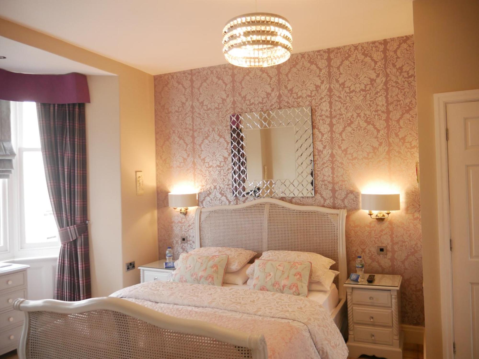 Bowness Bay Suites (Adults Only) Buitenkant foto