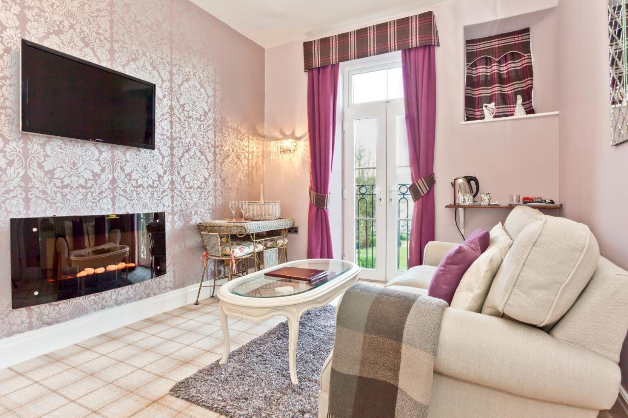 Bowness Bay Suites (Adults Only) Buitenkant foto